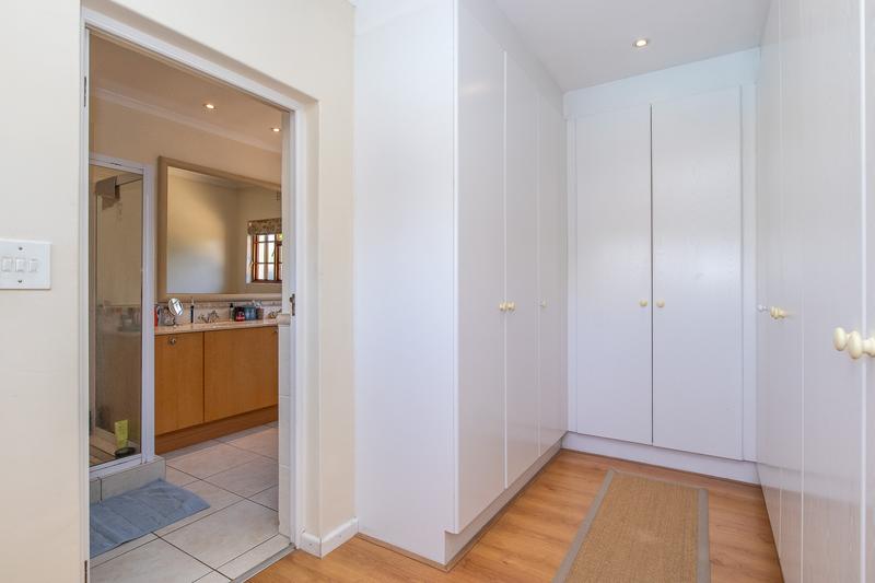 5 Bedroom Property for Sale in Tokai Western Cape